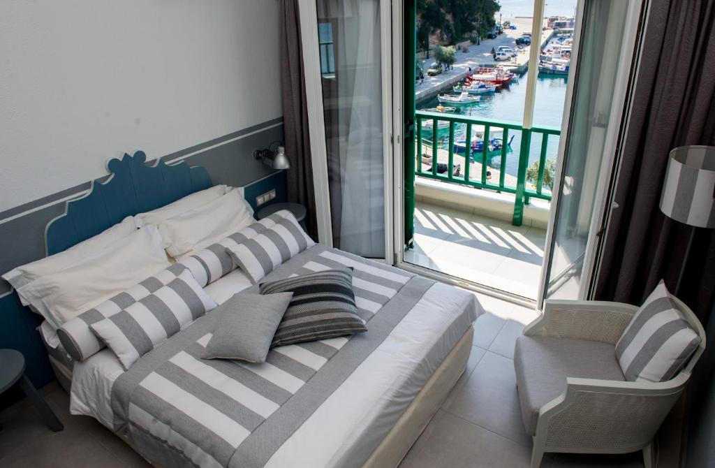 Alkyon Hotel Patitírion Værelse billede