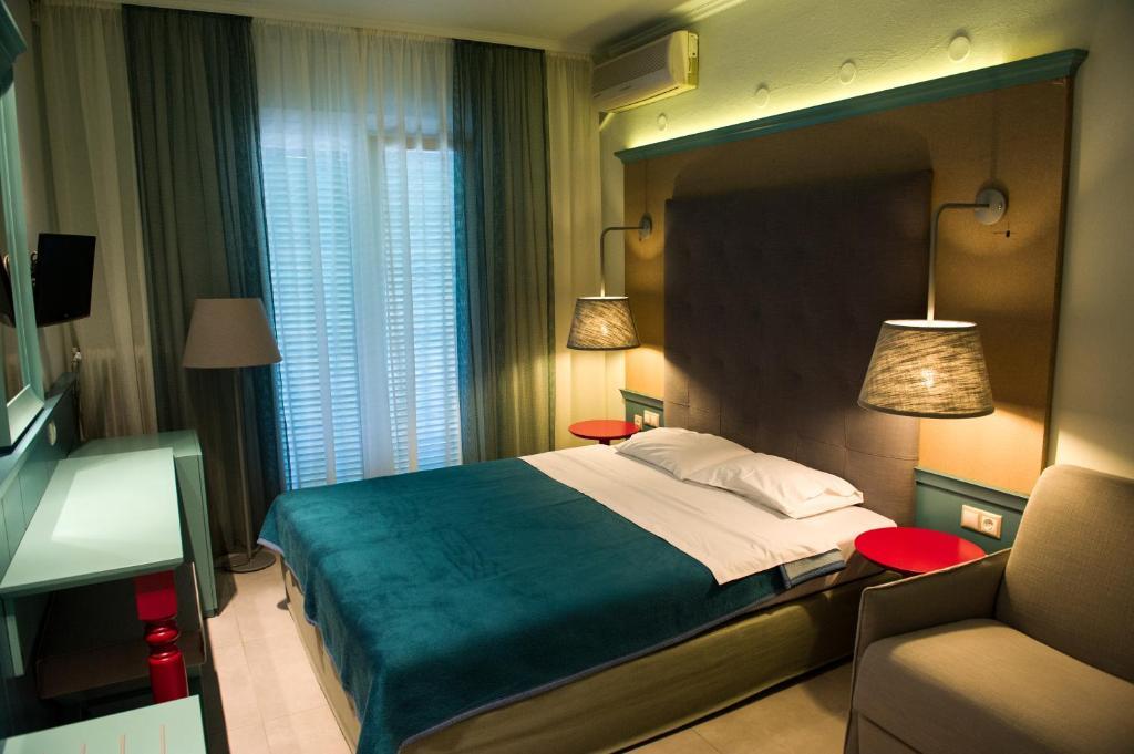 Alkyon Hotel Patitírion Eksteriør billede
