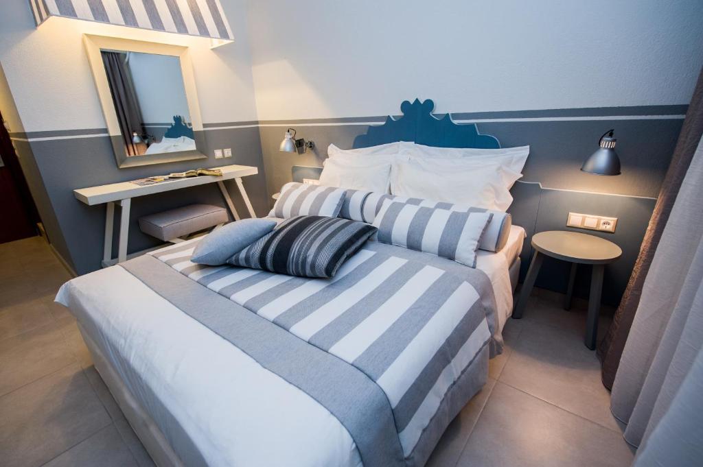 Alkyon Hotel Patitírion Eksteriør billede